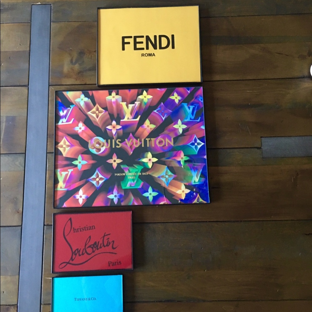 WILL SHIP TODAY! Five ⭐️ 5 piece MYSTERY Bundle - Picture 8 of 14